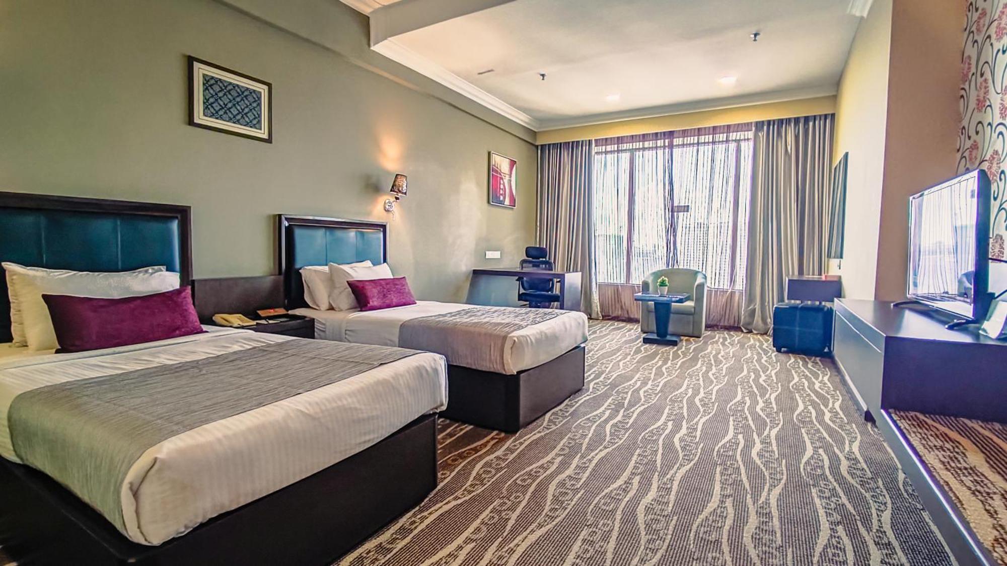 Premier Twin Room,1558781611:JPEG